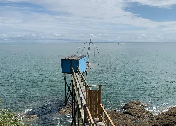 Semesterbostad The Call Of The Sea 3 Bedrooms, Sleeps 6 *